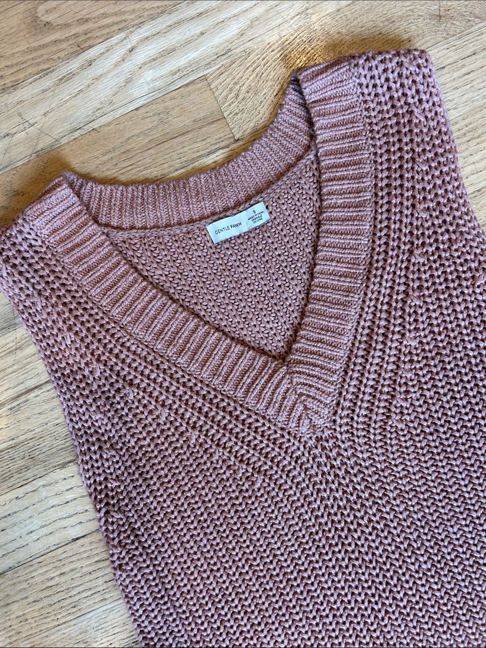 Gentle Fawn Sleeveless V-Neck Knit Vest in Dusty Rose - Picture 3 of 7